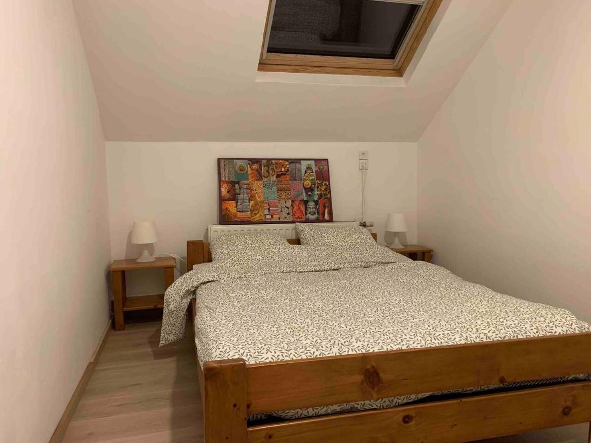 2Pas2Meuse Apartment Waulsort Екстериор снимка