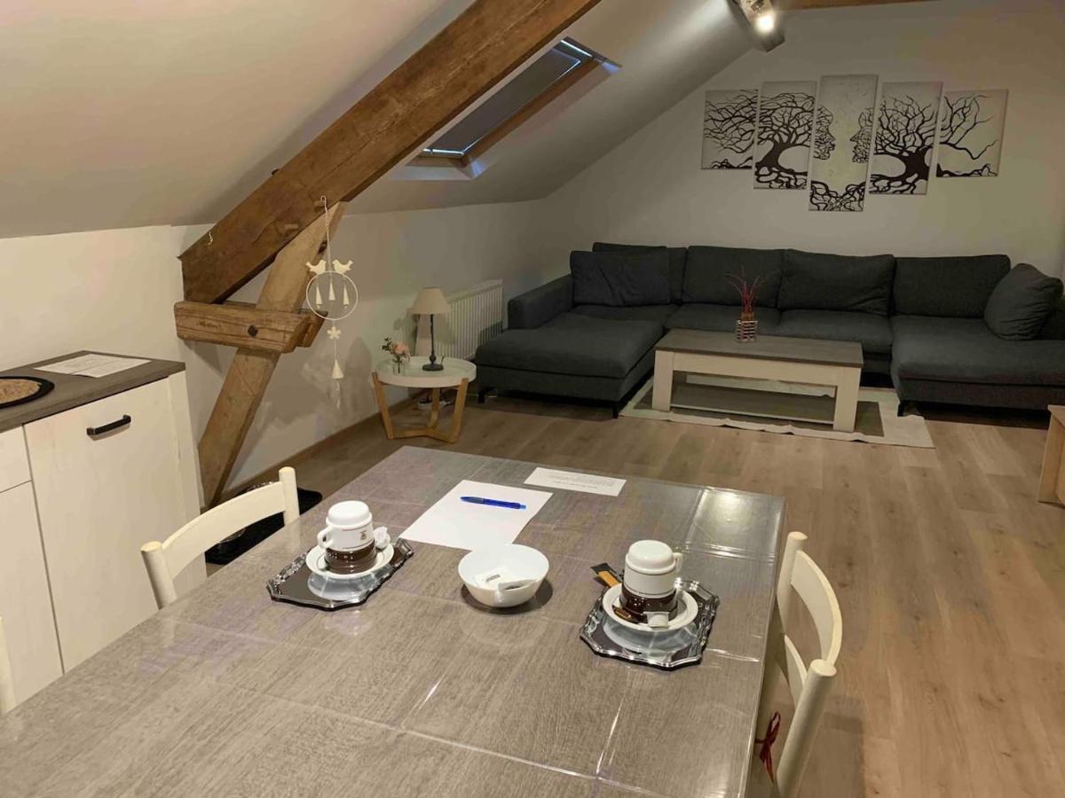 2Pas2Meuse Apartment Waulsort Екстериор снимка